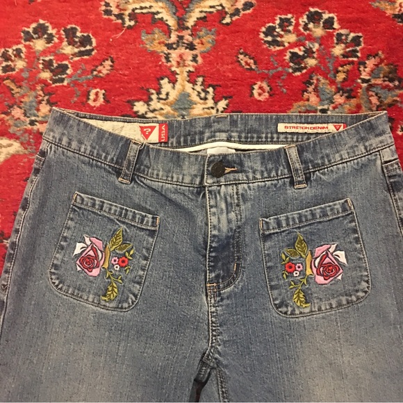 Vintage Guess Floral Embroidered Stretch Flare Denim Jeans  HONG KONG 30/32 - Picture 1 of 12